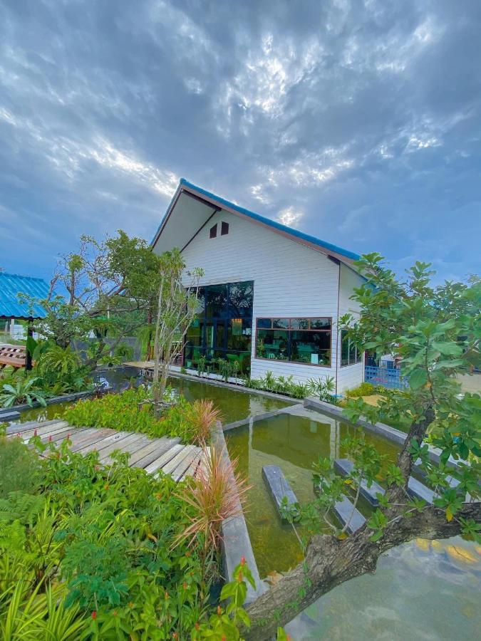 Srihome ยายศรีโฮมแอนแคมป์ปิ้ง Ban Don Tum エクステリア 写真