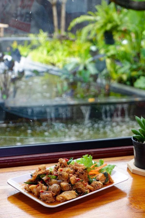 Srihome ยายศรีโฮมแอนแคมป์ปิ้ง Ban Don Tum エクステリア 写真